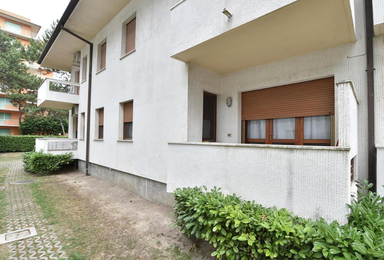 Rosa Apartment
